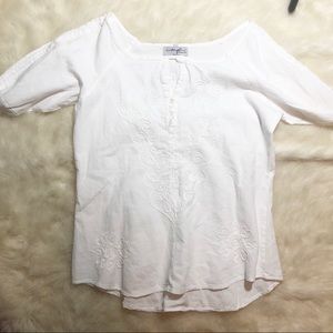 •Beautiful White Shirt With Embroidery Design•